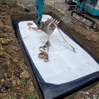 osadenie plastovej nádrže